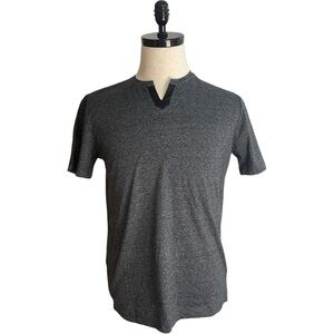 Siva Notched Collar T-Shirt Gray Black